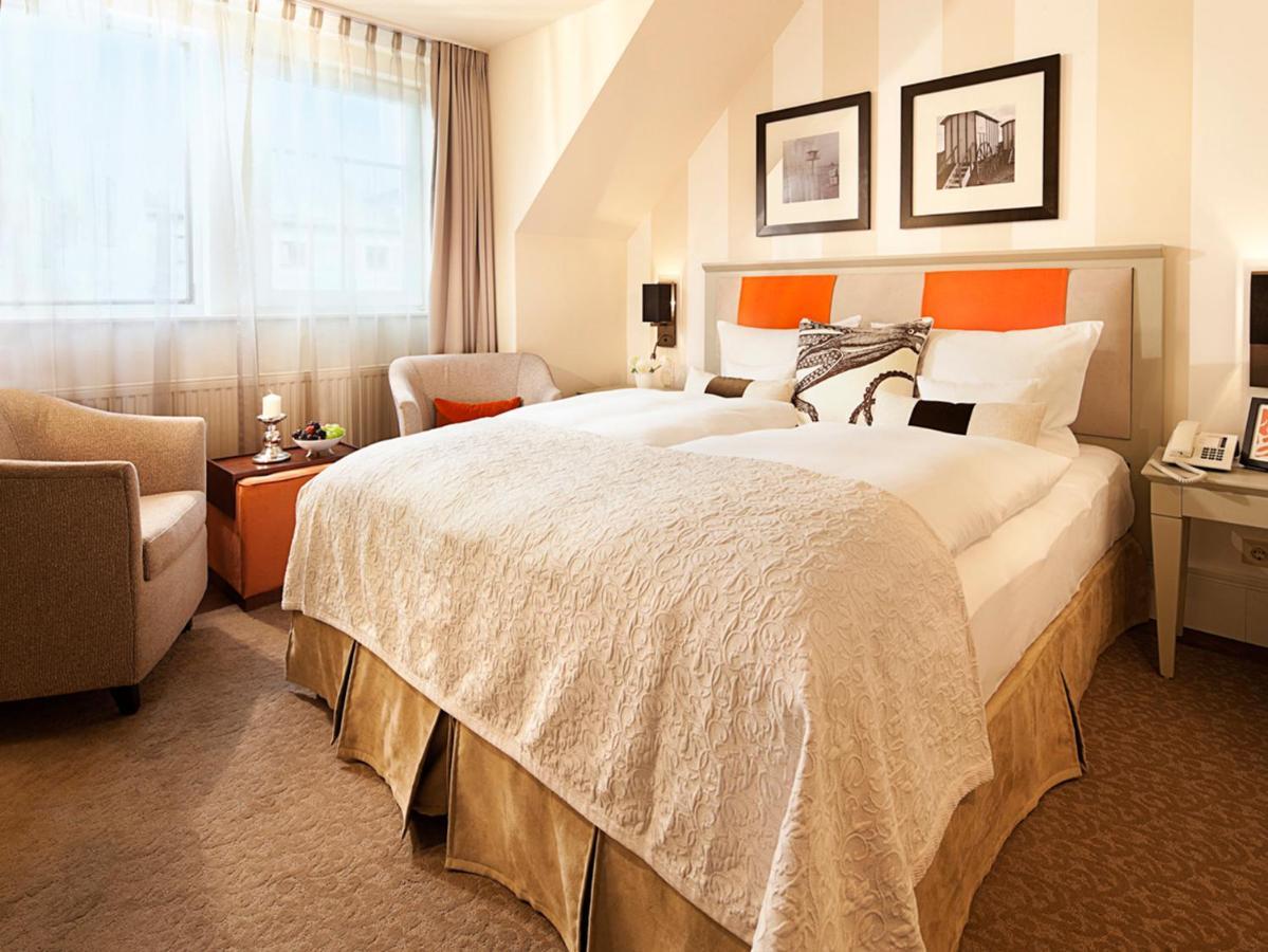 Strandhotel Ostseeblick ゼーバート・ヘリングスドルフ 部屋 写真