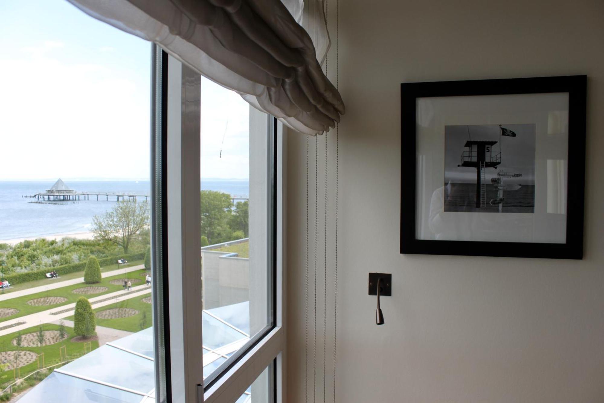 Strandhotel Ostseeblick ゼーバート・ヘリングスドルフ 部屋 写真
