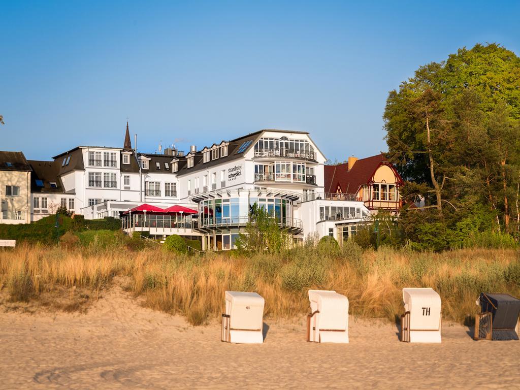 Strandhotel Ostseeblick ゼーバート・ヘリングスドルフ エクステリア 写真