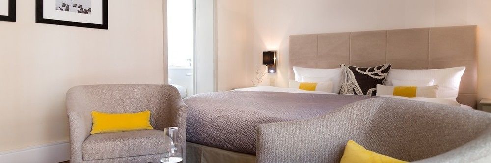 Strandhotel Ostseeblick ゼーバート・ヘリングスドルフ エクステリア 写真