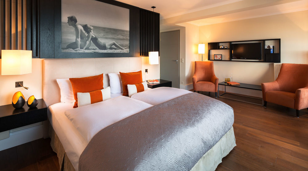 Strandhotel Ostseeblick ゼーバート・ヘリングスドルフ エクステリア 写真